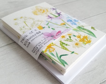 Bouquet sauvage... Ensemble cadeau de 6 cartes de correspondance et enveloppes, tirées de 3 de mes créations originales à l'aquarelle - vierges à l'intérieur