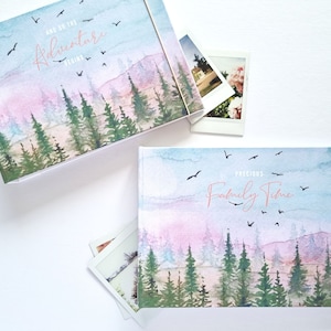 Álbuns de fotos/livros de recortes personalizados feitos à mão, com meu design "Over the Glade", bosques, árvores, pássaros - QUALQUER TEXTO