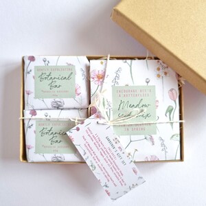 Gardener's Boxed Gift Set 2 x Botanical Hand Made Soap Bars 50g Meadow Seed Mix Luxury, natural, vegan, cruelty free, palm oil free image 6