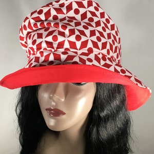 Red and White Summer Hat, Women&#39;s Summer Hat, Wide Brim Cloche, Red Reversible Hat, Handmade Hat, Linen and Knit Hat, Cloche, Sun Hat, Hat