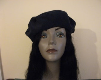 Black Fleece Beret, Black Beret, Blue Beret, Handmade Hat, Large to Extra Large Beret, Winter Hat, Hat