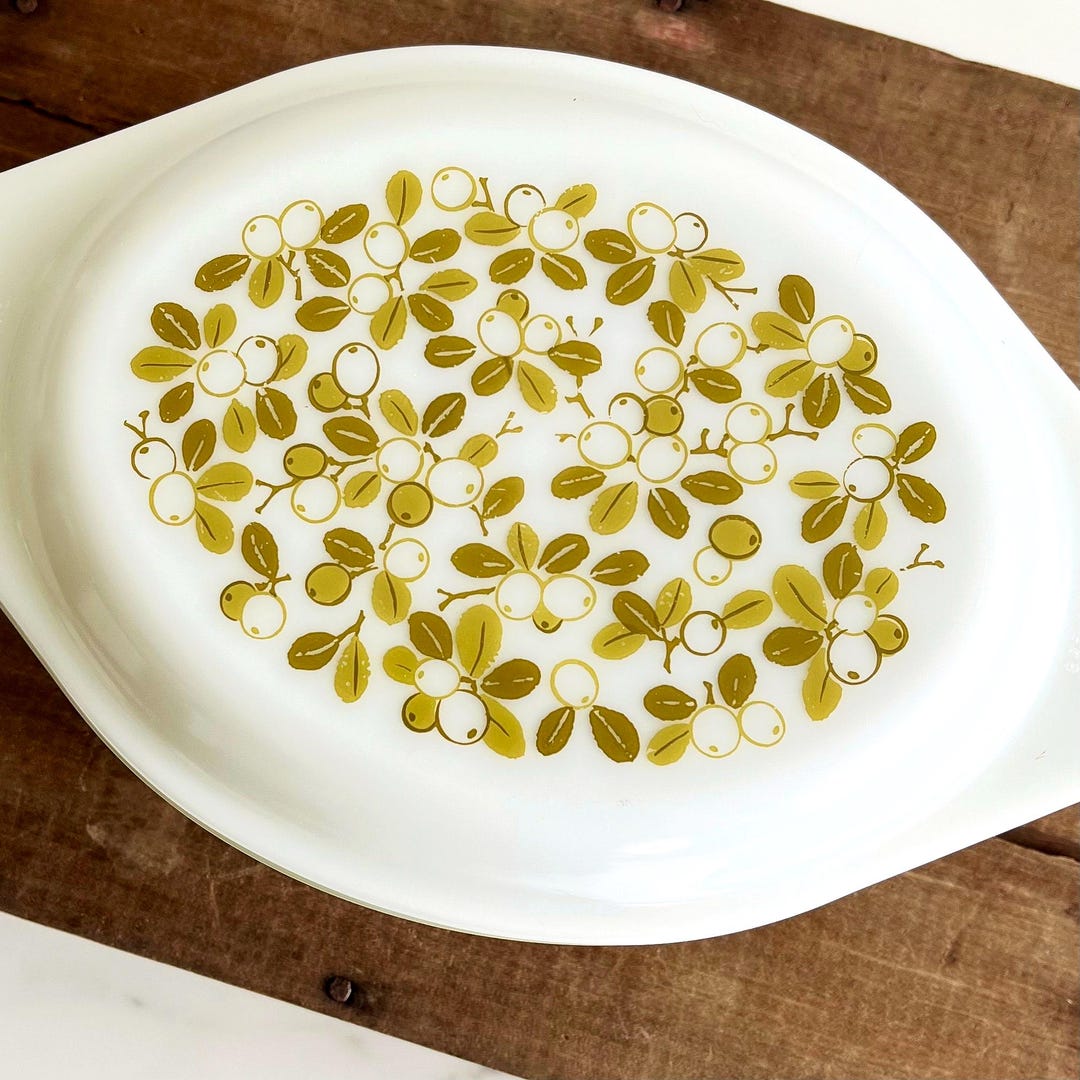 Vintage Pyrex Casserole Dish With Lid | Verde Olive Green Pattern ...