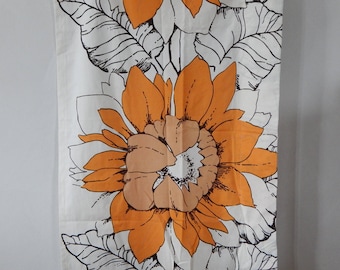 Skandinavisk vintage orange solrospelmettyg Heminredning Gardintryckt bomull retrotyg textil, 1970-talet (59 x 193 cm)