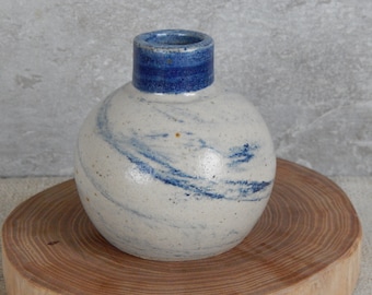 希少なスヴェン ワイスフェルト グスタフスベリ炻器花瓶: オックス