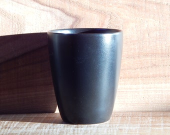 Set von 4 skandinavischen Vintage Höganäs Keramik Steingut Schwarze Tasse Hoganas Sedan Keramik von Stengods Sweden Scandinavian Design