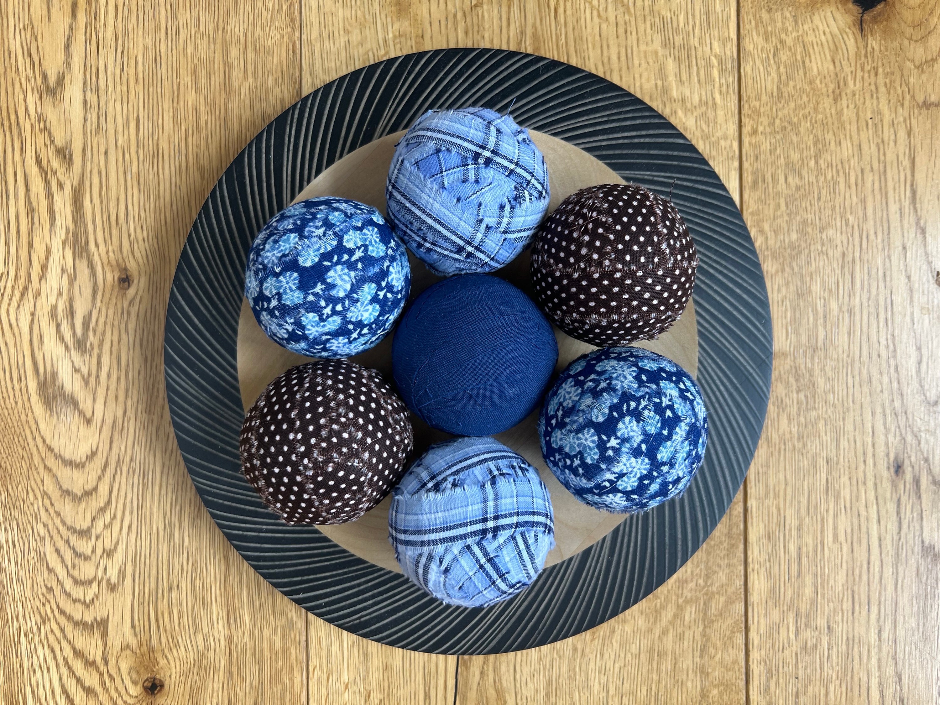 Set of 7 Rag Balls for Easter Decor Decorative Orbs Fabric Covered Spheres Dining Table Centerpiece Rag Ball Bowl Filler Farmhouse