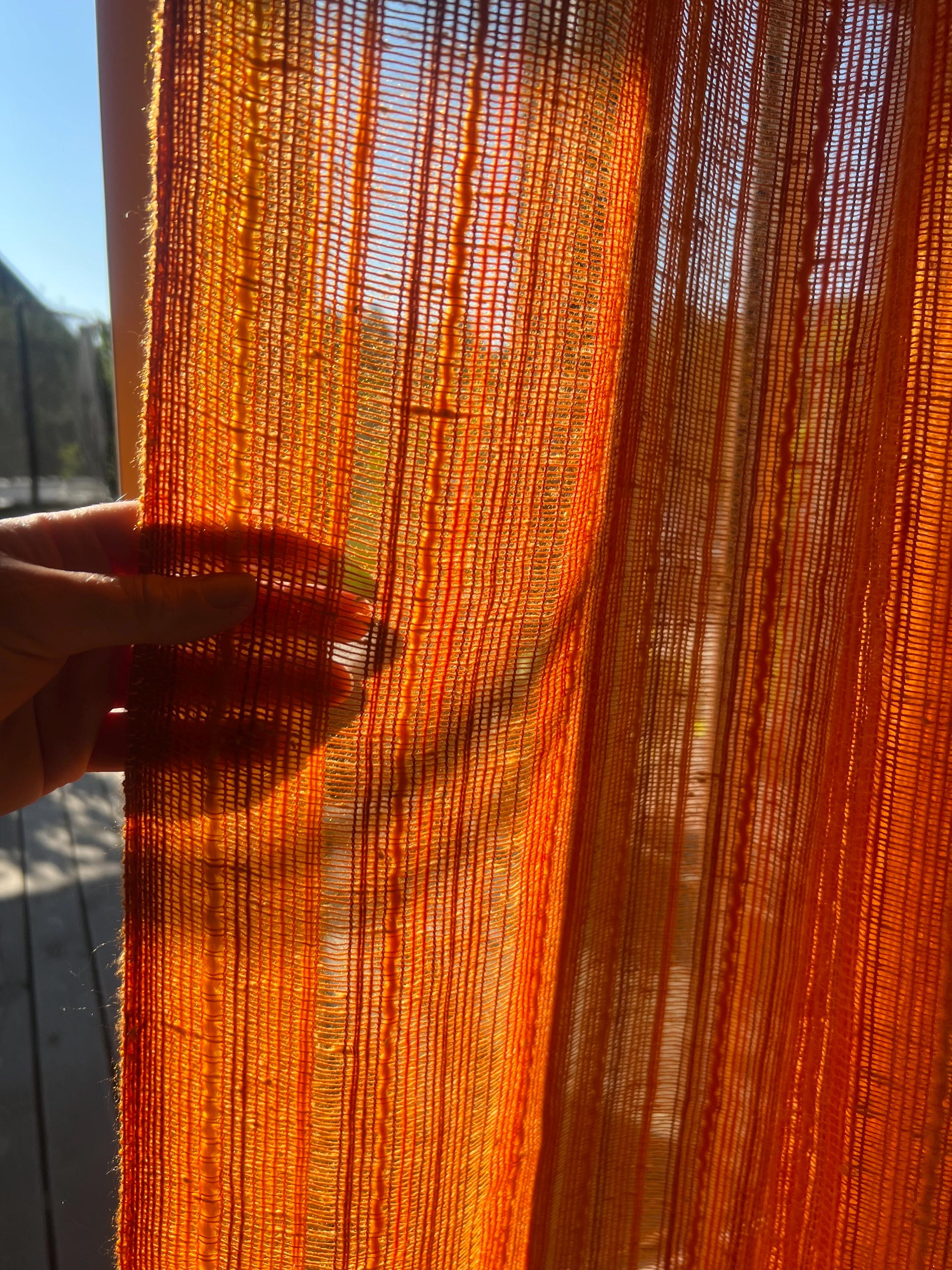 スカンジナビア風ヴィンテージ オレンジ/イエロー アクリル ビスコース