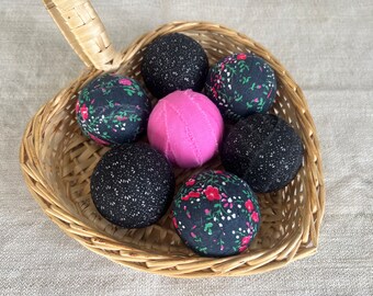 Set of 7 Rag Balls for Valentines Day Decor Decorative Orbs Fabric Covered Spheres Dining Table Centerpiece Rag Ball Bowl Filler Farmhouse