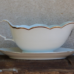 Vintage KAHLA Gravy Boat Vintage Sauce Boat