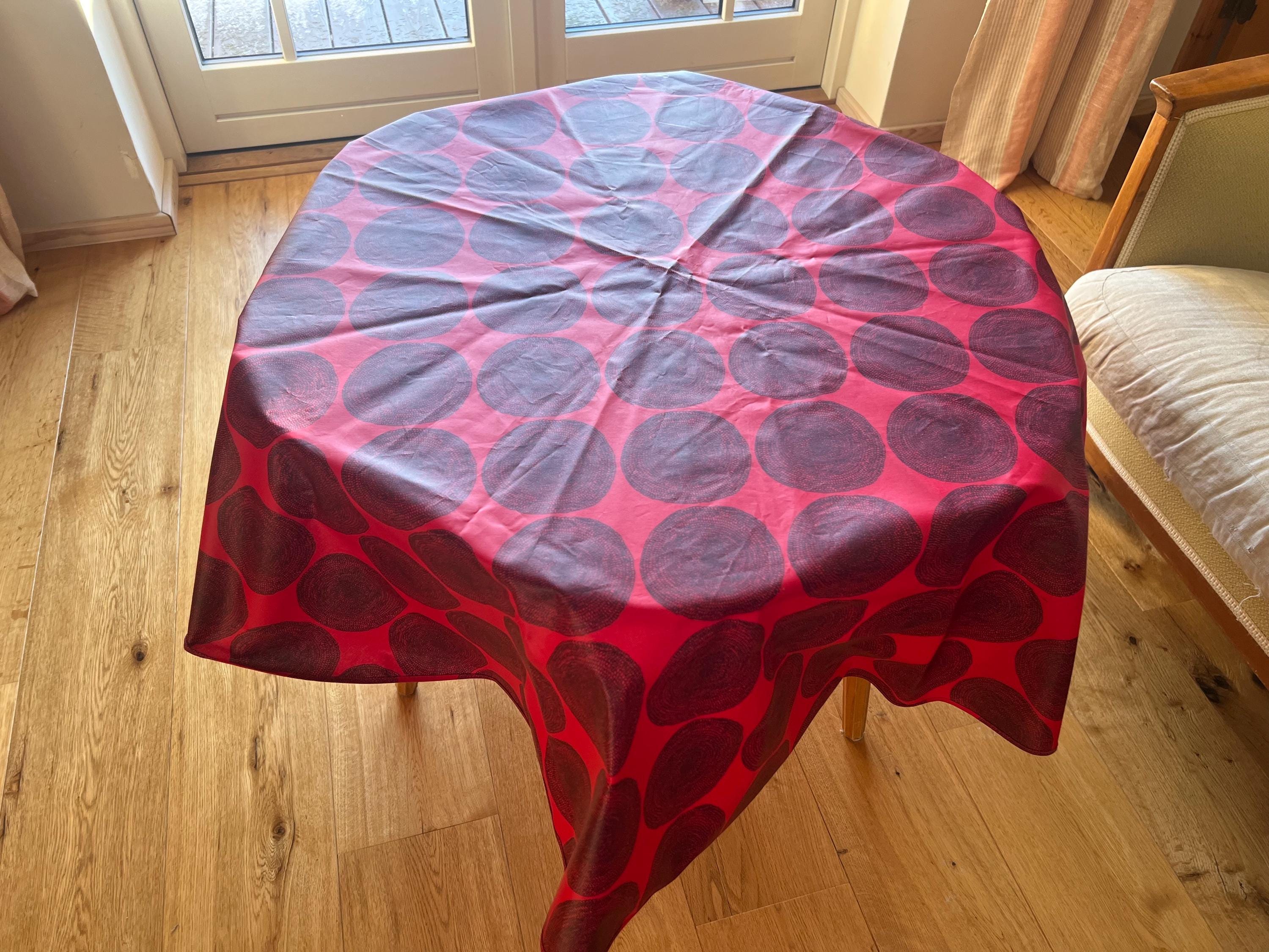 marimekko ヴィンテージテーブルクロス 赤 マリメッコ/Marimekko/JOJOビンテージファブリック/テーブルクロス