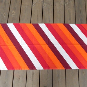 Vintage &quot;Diagonal Stripes&quot; Pattern Fabric tablerunner tablecloth Printed 100 % Cotton Textile (58 x 128 cm)