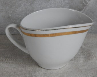 Vintage Restaurant Gravy Boat Sauce Pan Vintage Serving Jug   Design 1970 s
