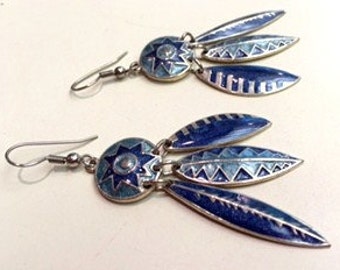 Earrings, Shield with 3 Feathers