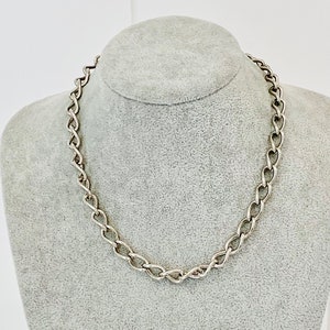 Vintage Sarah Coventry Silver Tone Chain Link Necklace 18.5&quot;