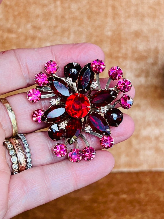Vintage Gold Tone Austrian Crystal Pink and Red B… - image 4