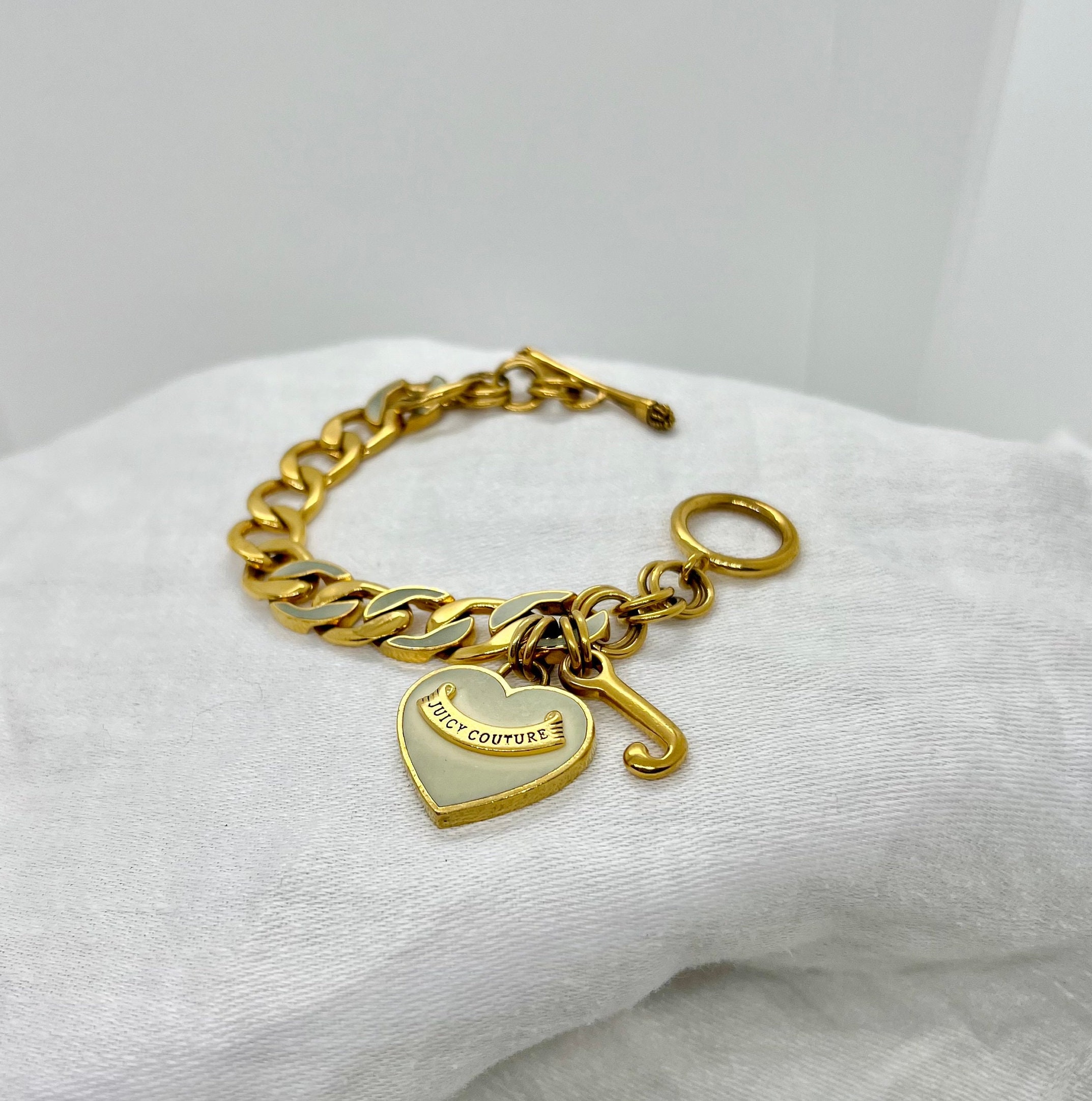 Juicy Couture Goldtone Crystal Heart Logo Chunky Chain Toggle Bracelet |  eBay