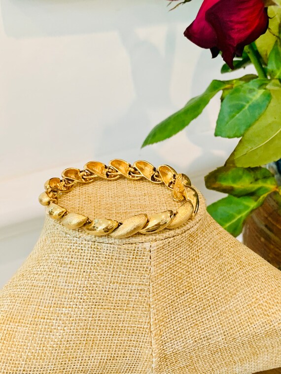 Vintage Gold Tone Chain Link Bracelet - image 1