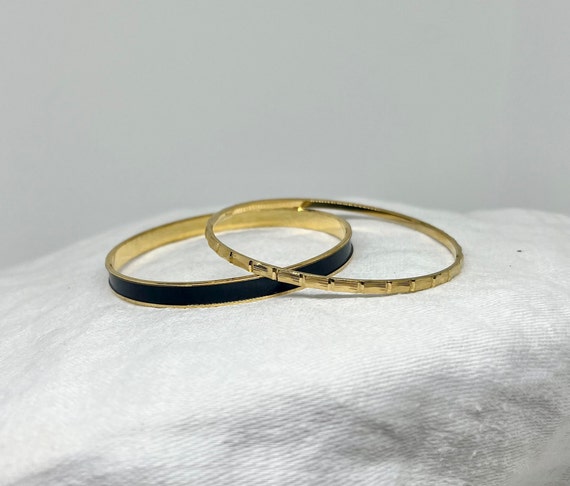 Set of 2 Vintage Trifari Gold Tone Bangles Bracel… - image 1