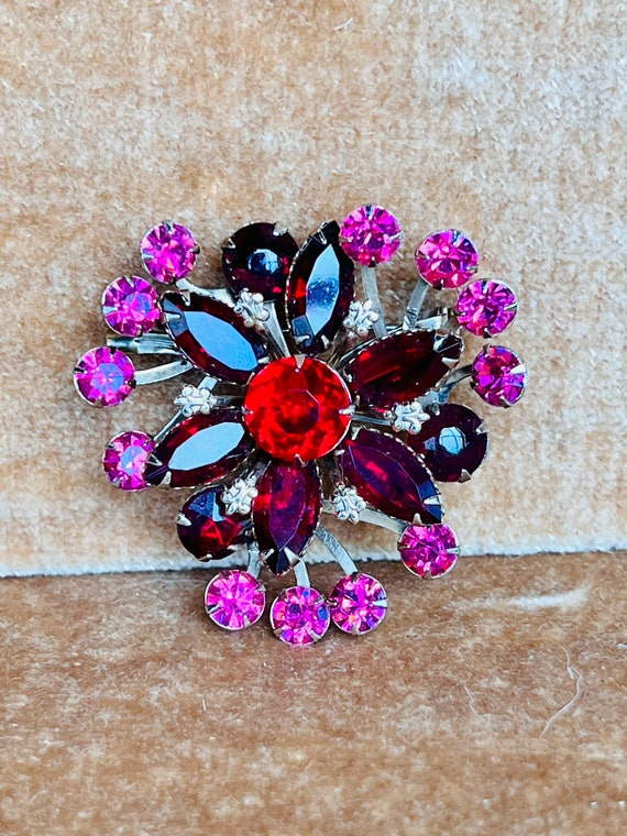 Vintage Gold Tone Austrian Crystal Pink and Red B… - image 1