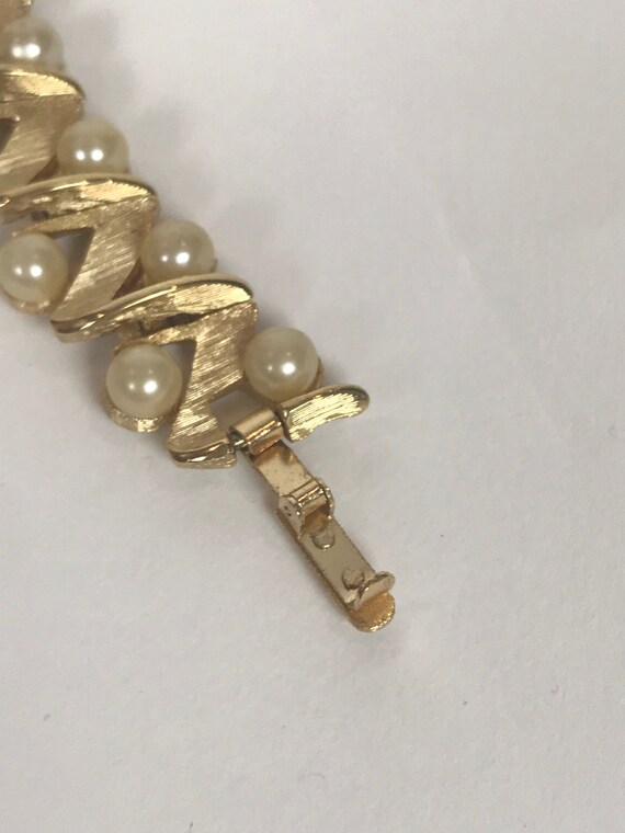 Vintage Napier Faux Pearl and Gold Tone Bracelet - image 3