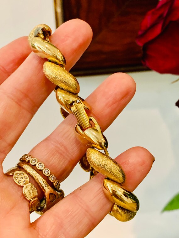 Vintage Gold Tone Chain Link Bracelet - image 6