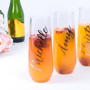 Bridesmaid Gifts - Bridesmaid Proposal - Bridesmaid Champagne Flutes - Personalized Bridesmaid Gift - Be My Bridesmaid - Bachelorette Party