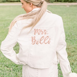 Veste en cuir Mme blanche, veste de moto en similicuir pour mariée, cadeau de mariage ou de lune de miel pour elle, enterrement de vie de jeune fille, veste de bientôt Mme