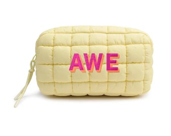 Bolsa de maquillaje acolchada con monograma de fuente de sombra de bloque bordada personalizada, regalo para ella, recuerdos de despedida de soltera, logotipo de empresa, neceser