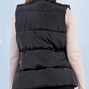 Chaleco acolchado personalizado con cuello alto y cremallera, chaleco acolchado con bordado personalizado, logotipo comercial, ropa personalizada imagen 2