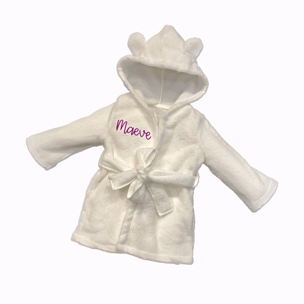 Robe brodée en peluche blanche personnalisée pour bébé, robe à capuche en polaire avec oreilles, cadeau pour bébé, broderie de nom personnalisé, baby shower