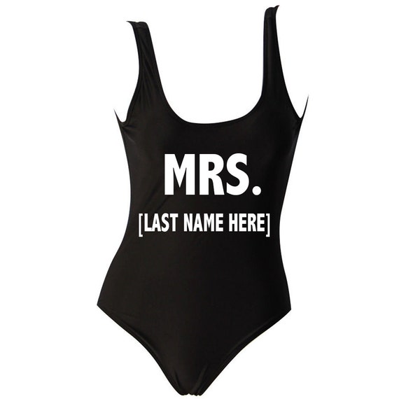 Mme personnalisé prénom noir blanc ou rouge One Piece maillot | Etsy Mme personnalisé prénom noir blanc ou rouge One Piece maillot | Etsy