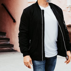 UNISEX Oversized Black Bomber Jacket, Men Women Business Casual Zip Up Jacket, Mid Weight Padded Overcoat, Sportswear Outdoors Jacket
