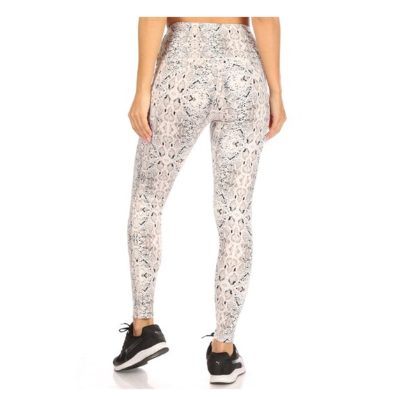 Balance Collection Workout Pants