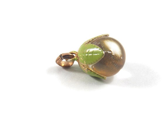 Small Crystal Pools of light Enamel Leaf Pendant,