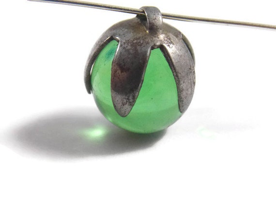 Green Pools Of Light Silver Tone Pendant, Green PO