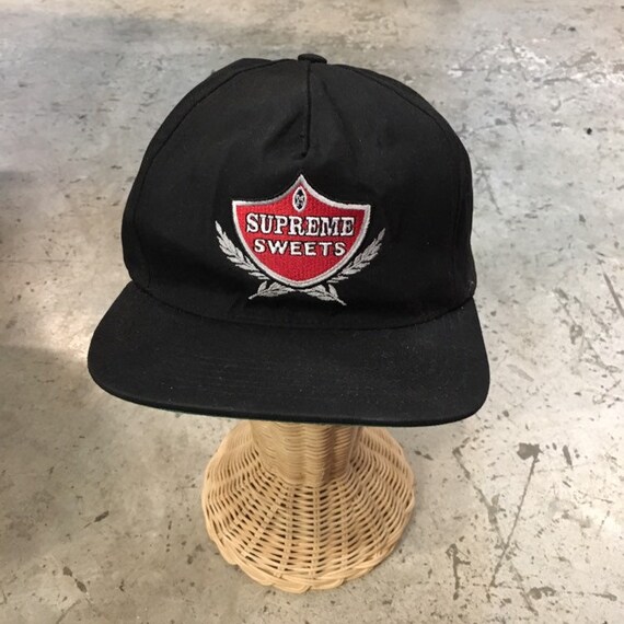supreme snapback