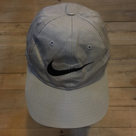 Vintage 90s Nike swoosh snapback