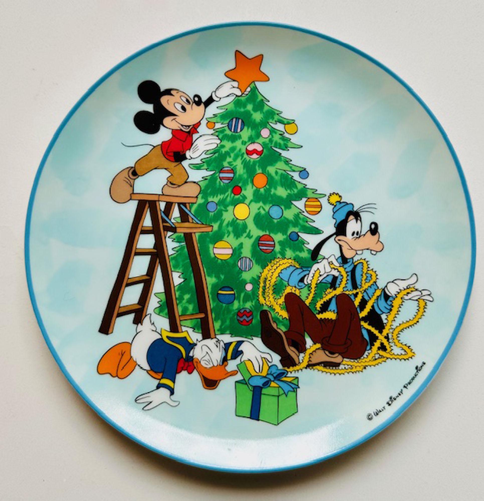 1983年 ディズニー　クリスマスプレート 1983 シュミット ディズニー クリスマス プレート - Etsy 日本