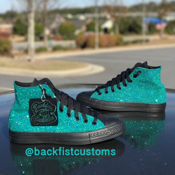 Custom chuck top taylors nike
