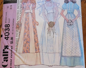 Vestido de novia y dama de honor vintage de los años 70, sin cortar, de McCalls Misses, talla 10 (con delantal desmontable), patrón 4038.