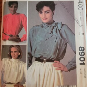 Vintage 80&#39;s UNCUT McCalls Misses sz 14 Blouses Pattern 8901