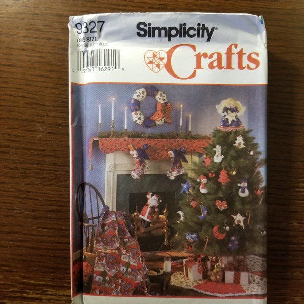 Vintage UNCUT 90's Simplicity Crafts Ornaments, Wreath, Stocing, Tree Skirt, Tree Topper, Mantel Scarf, Santa an Quilt Pattern 9327