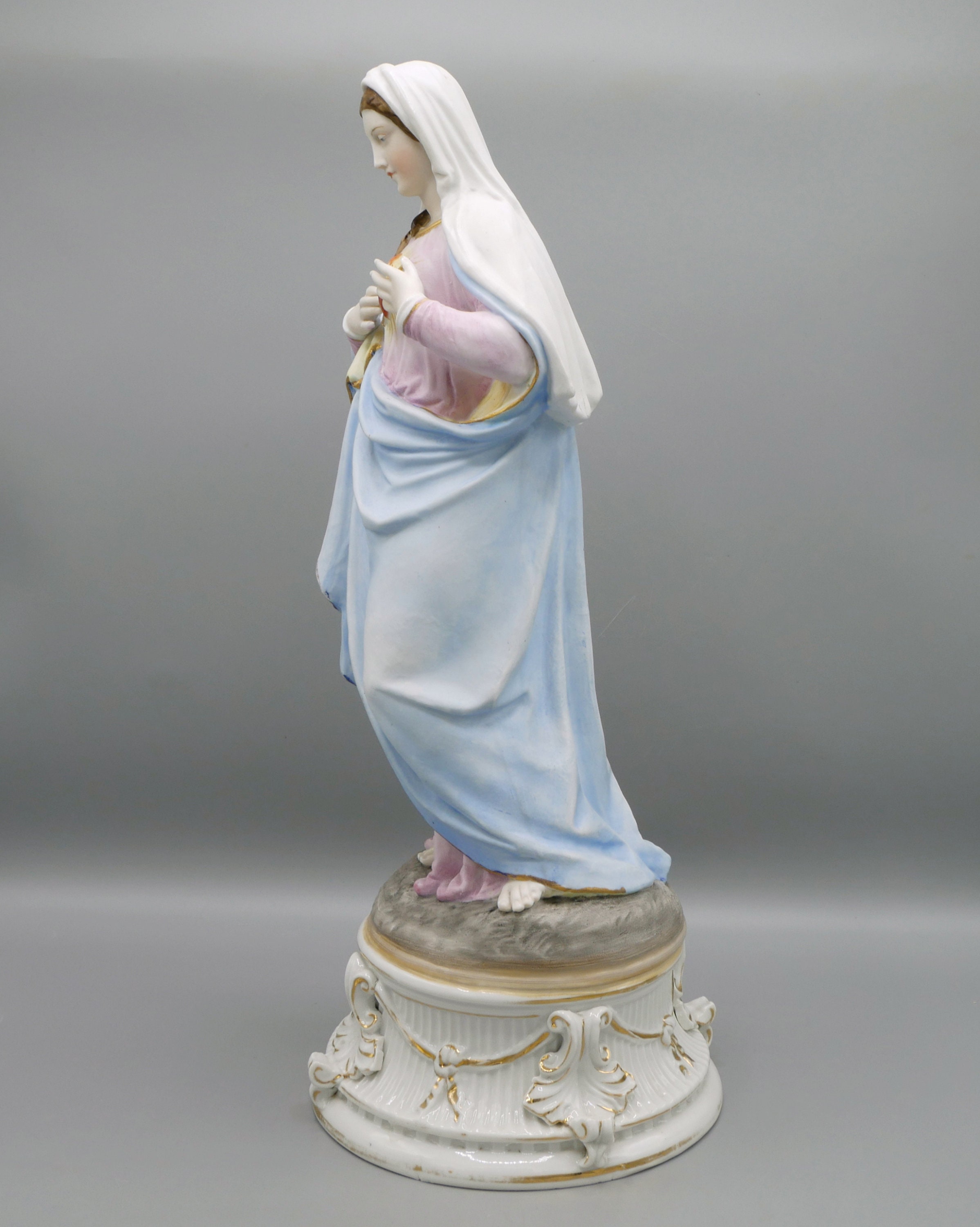 ＊ヴィンテージ　聖母マリア像＊ ヴィンテージ ビスク磁器 聖心聖母マリア像 (高さ36cm) - Etsy 日本