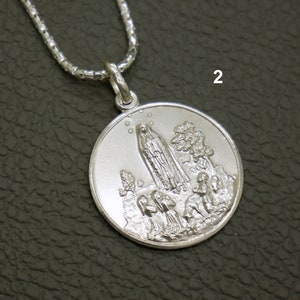 Pingente vintage de medalha de Nossa Senhora de Fátima em prata esterlina - lembrança católica, corrente opcional