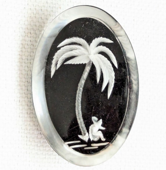 Vintage Reverse Carved Lucite Acrylic Brooch Pin