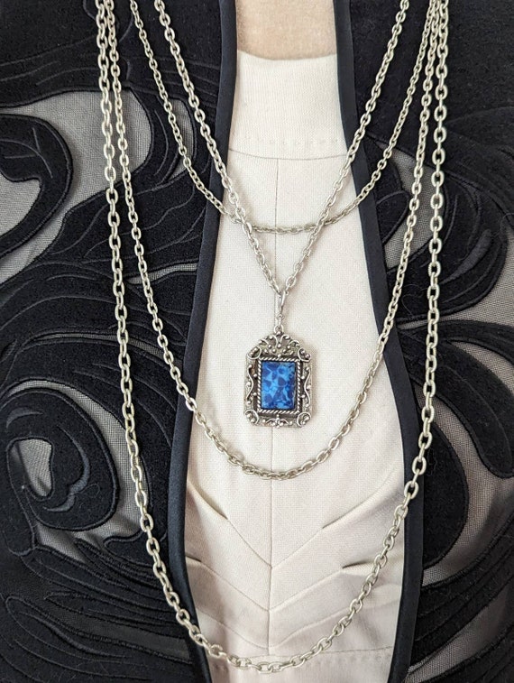 Sarah coventry shop locket necklace