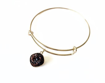 Garnet Gold Bangle, Rough Natural Stone, Crushed Gemstone, Crystal, Rock, January Birthstone, Gift