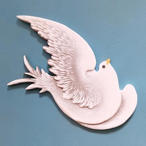 Hand Painted Wooden Dove of Peace Wall Decor, Christian Wall Art, White Holy Spirit Bird, Spiritual Mourning Gift, Religious Home Accent