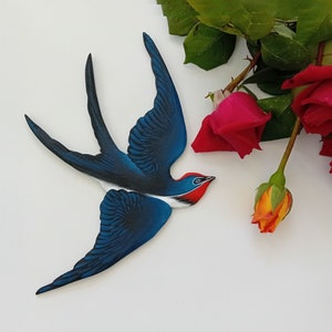 Hand-Carved Wooden Swallow Wall Hanging: Nature-Inspired Home Decor, Sping Birds