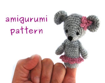 mouse finger puppet pattern, crochet mouse puppet, amigurumi mouse, gift for toddler, how to crochet mouse, ballerina mouse puppet